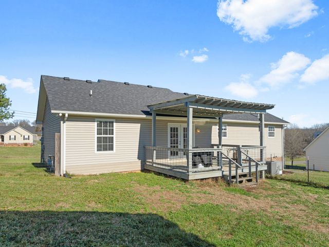 3911 Kings Ct, Cookeville, TN 38501