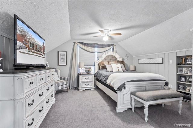 9825 Carter Avenue, Allen Park, MI 48101