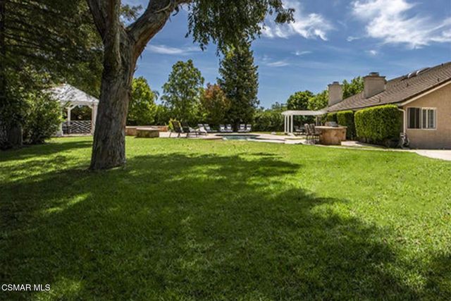 29675 Meadowmist Way, Agoura Hills, CA 91301