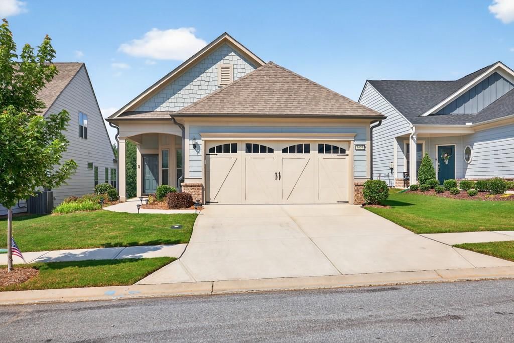 5654 Villa Crest Drive, Hoschton, GA 30548