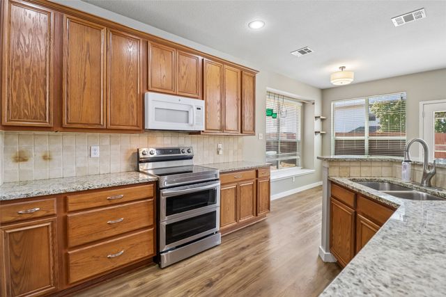 3800 Spencer Street, Fort Worth, TX 76244