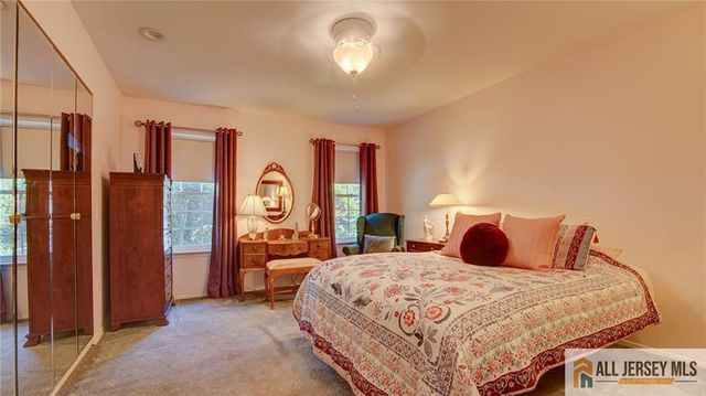 23 Bedfordshire Drive, Monroe, NJ 08831