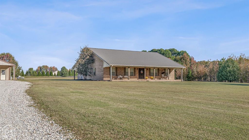 175 County Road 754, Jonesboro, AR 72405