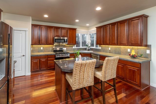 61007 Snowberry Place, Bend, OR 97702