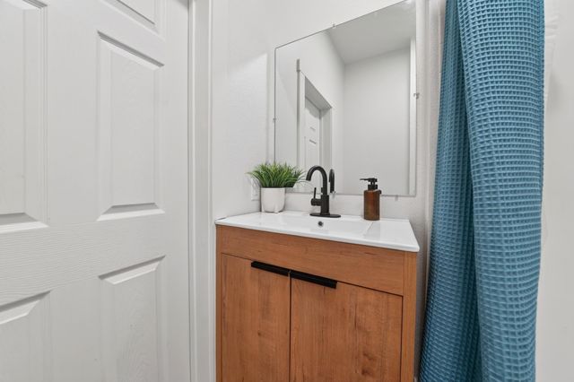 1507 N Maple St, Spokane, WA 99201