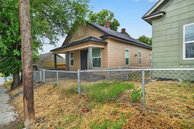 1507 N Maple St, Spokane, WA 99201
