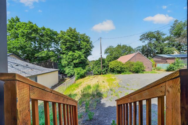 1507 N Maple St, Spokane, WA 99201