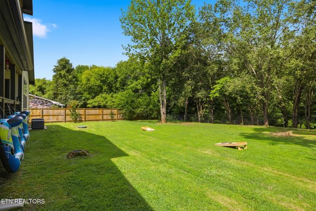 2243 Shinbone Rd, Sevierville, TN 37876