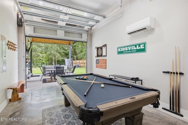2243 Shinbone Rd, Sevierville, TN 37876