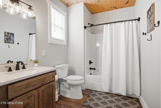 2243 Shinbone Rd, Sevierville, TN 37876