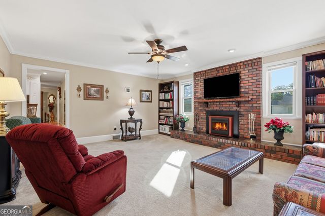 49 Jones Street, Toccoa, GA 30577