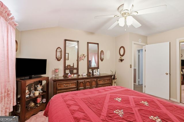 49 Jones Street, Toccoa, GA 30577