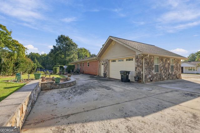49 Jones Street, Toccoa, GA 30577