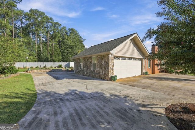 49 Jones Street, Toccoa, GA 30577