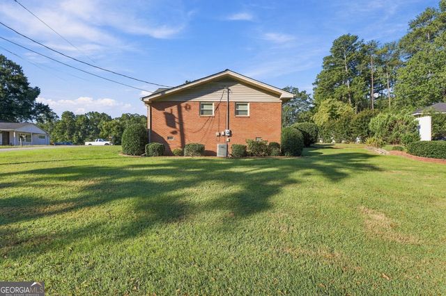 49 Jones Street, Toccoa, GA 30577