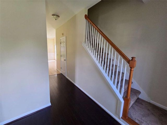 3931 McGuire Way, Kennesaw, GA 30144