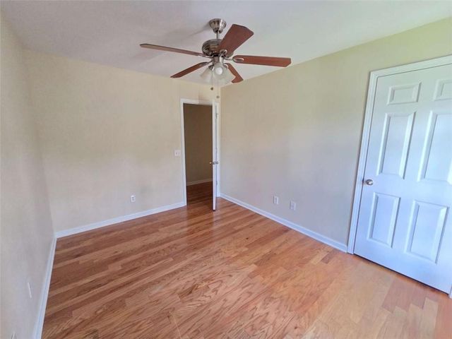 3931 McGuire Way, Kennesaw, GA 30144