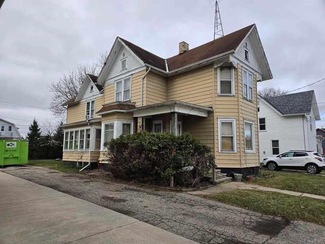 219 Emerald Street, Watertown, WI 53098