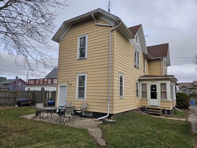 219 Emerald Street, Watertown, WI 53098