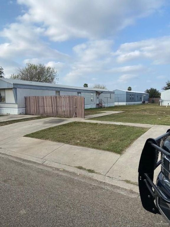 311 E Salazar Street, San Juan, TX 78589