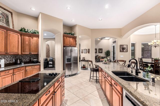 25612 S 185TH Place, Queen Creek, AZ 85142