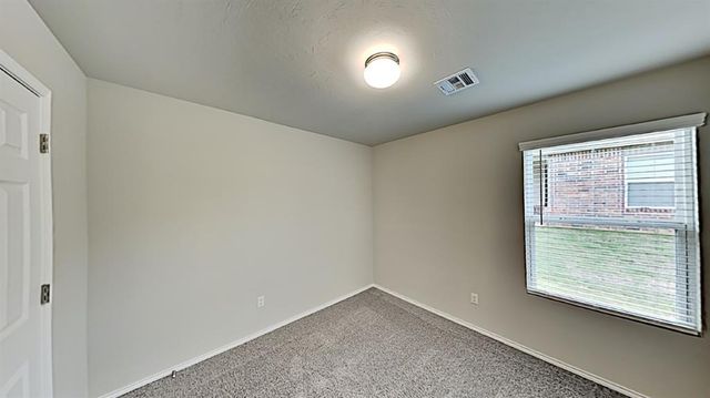11520 NW 97th Street, Yukon, OK 73099