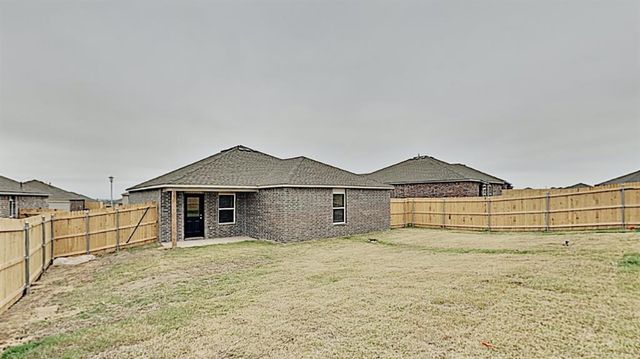 11520 NW 97th Street, Yukon, OK 73099