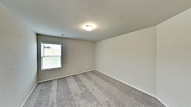 11520 NW 97th Street, Yukon, OK 73099