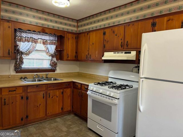 6364 Lobelia Road SW, Mableton, GA 30126