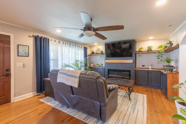 118 Shearer Street, Soddy Daisy, TN 37379