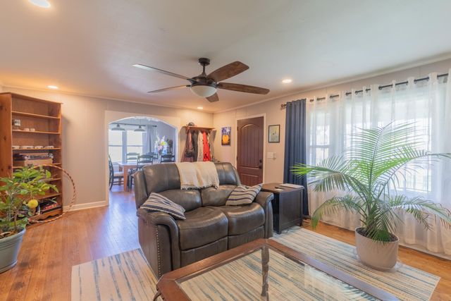 118 Shearer Street, Soddy Daisy, TN 37379