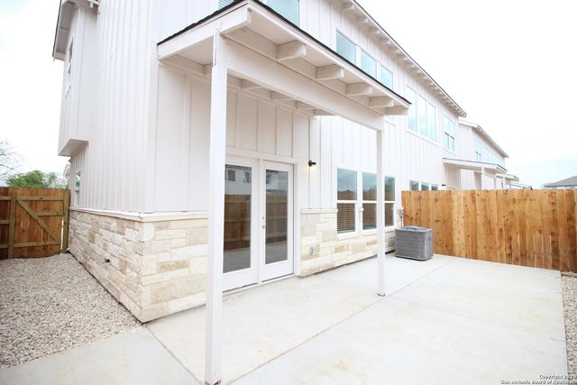 250 Topaz, New Braunfels, TX 78130