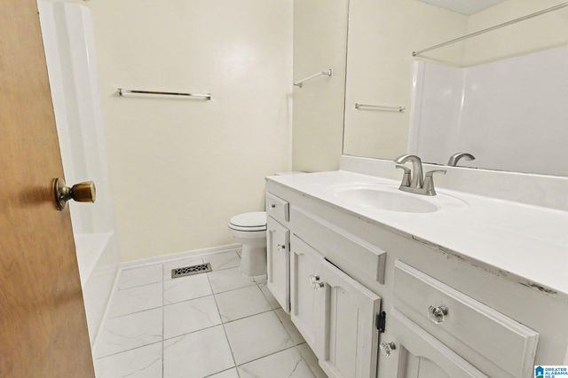 2524 LANCELOT DRIVE, Birmingham, AL 35214