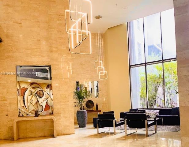 2750 NE 183rd St 407, Aventura, FL 33160