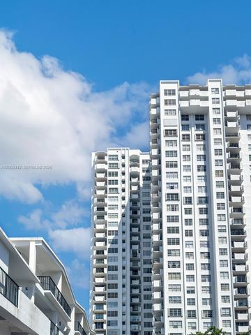 2750 NE 183rd St 407, Aventura, FL 33160