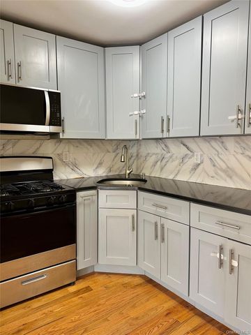 2069 Lacombe 2, Bronx, NY 10473