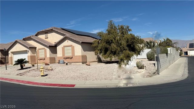 814 Hunters Ridge Way, North Las Vegas, NV 89032