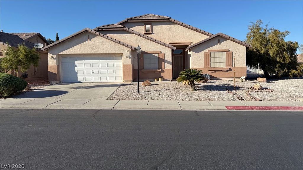 814 Hunters Ridge Way, North Las Vegas, NV 89032