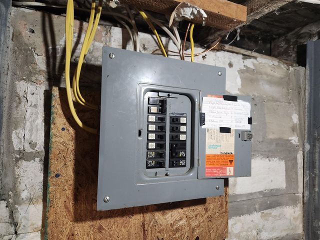 625 S Getty Street, Muskegon, MI 49442