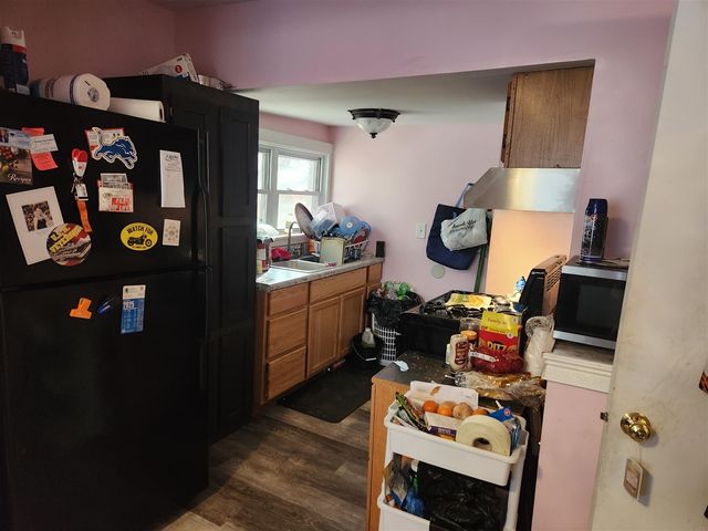 625 S Getty Street, Muskegon, MI 49442