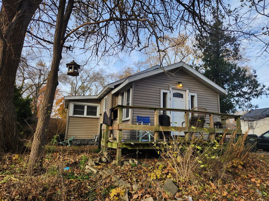 625 S Getty Street, Muskegon, MI 49442