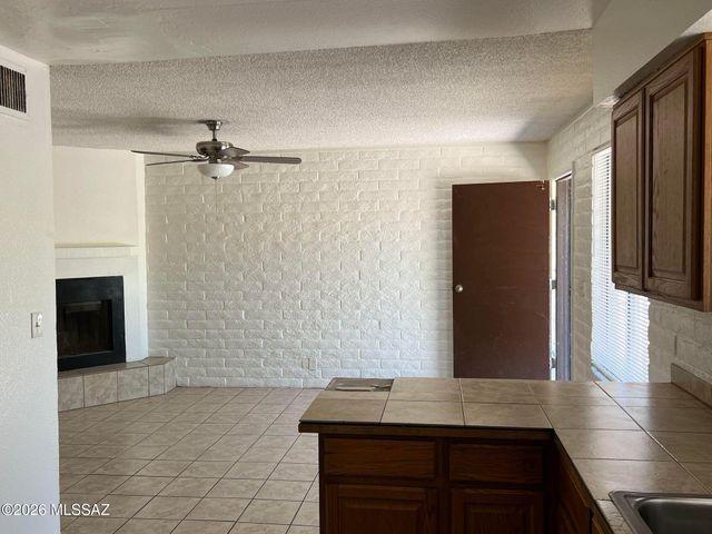 303 E Lester Street, Tucson, AZ 85705
