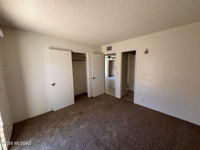 303 E Lester Street, Tucson, AZ 85705