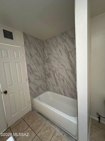 303 E Lester Street, Tucson, AZ 85705
