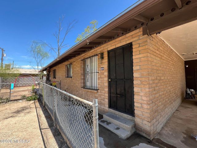 303 E Lester Street, Tucson, AZ 85705