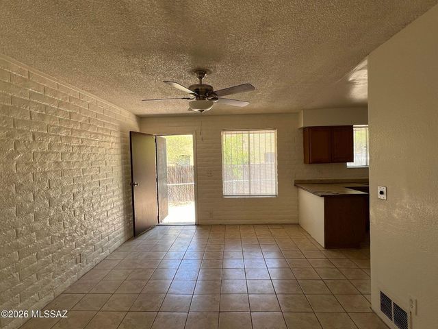 303 E Lester Street, Tucson, AZ 85705