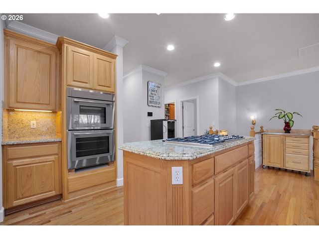 4728 CAMBRIDGE Ct, Lake Oswego, OR 97035