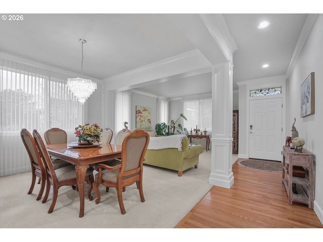 4728 CAMBRIDGE Ct, Lake Oswego, OR 97035