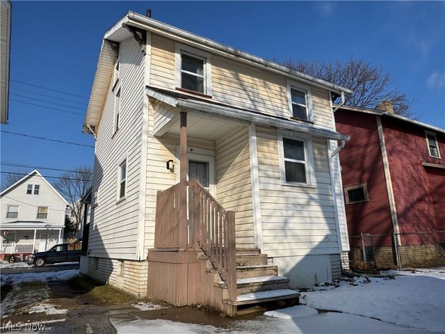 1134 Clarendon Avenue SW, Canton, OH 44710