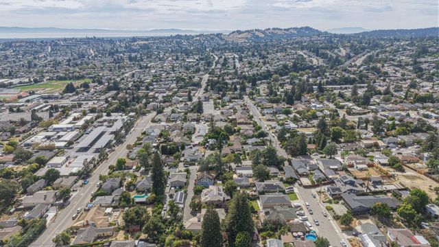 18458 Pepper Street, Castro Valley, CA 94546